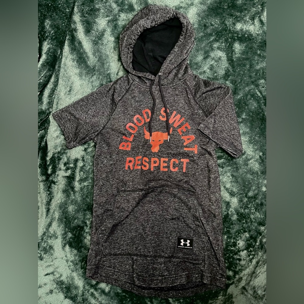 Under Armour Project Rock Short Sleeve Hoodie - Black, Small